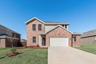 Building Photo - 2617 Sagebrush Dr