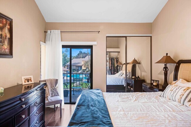 Building Photo - 48255 Monroe St