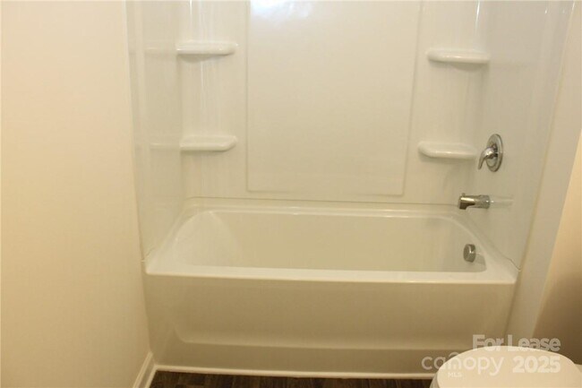 Building Photo - 3419 Selwyn Landing Dr