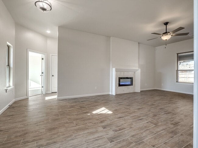 Building Photo - New Home in Azalea Farms!