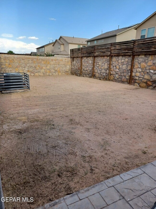 Building Photo - 13104 Red Cove
