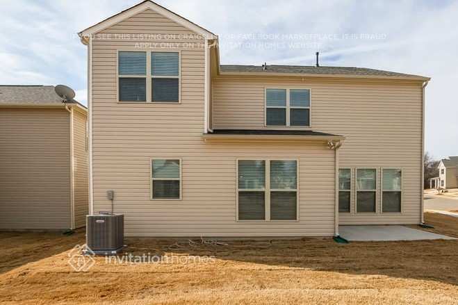 Building Photo - 12828 Stella Belle Dr