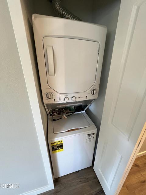 Building Photo - 736 Thoreau Ln