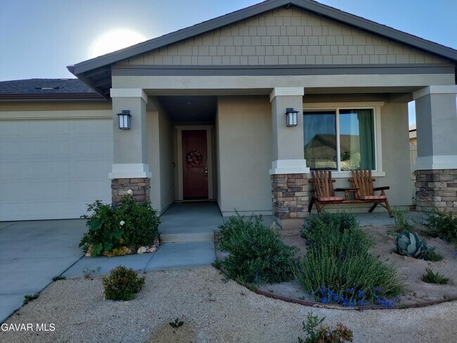 Building Photo - 44243 Mahogany St