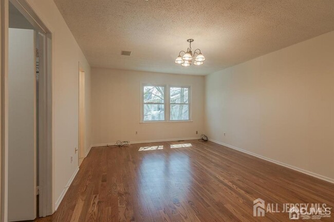 Building Photo - 29 Sandpiper Dr