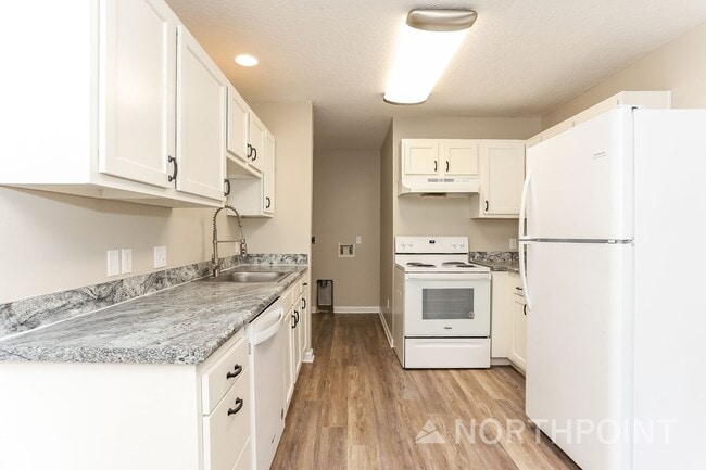 Building Photo - 3 BR/2BA | Newly Renovated Single Family Home | 1-Car Covered Parking | Gated backyard