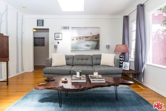 Building Photo - 1505 Occidental Blvd