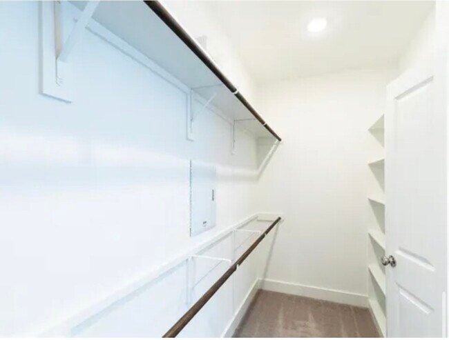Building Photo - 2208 McGowen St