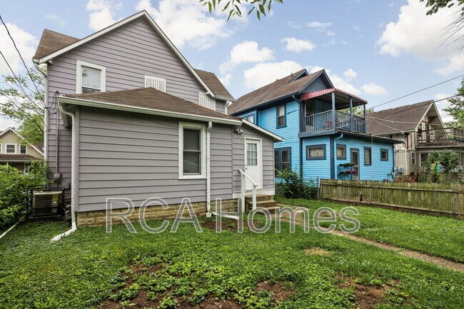 Building Photo - 418 N Drexel Ave