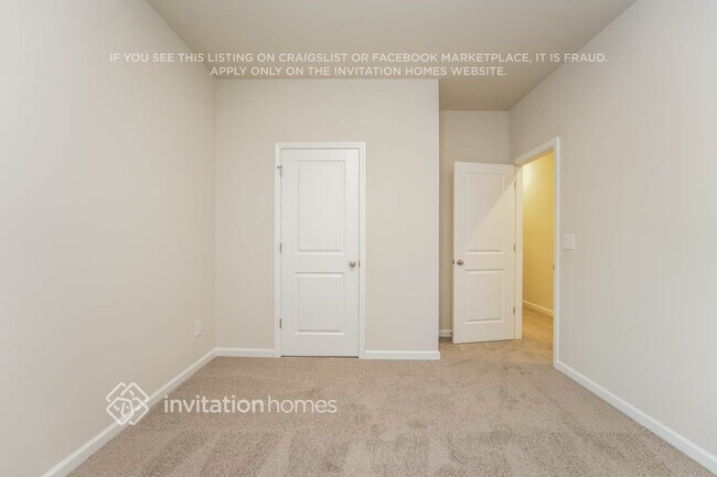 Building Photo - 72 Katherine St