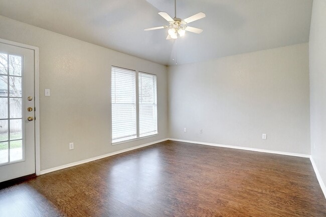 Building Photo - Beautiful, Freshly Updated 3-2-2 - Eagle Mountain ISD