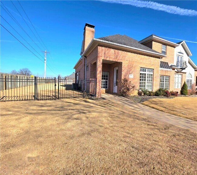 Building Photo - 7180 Sundrop's Ct