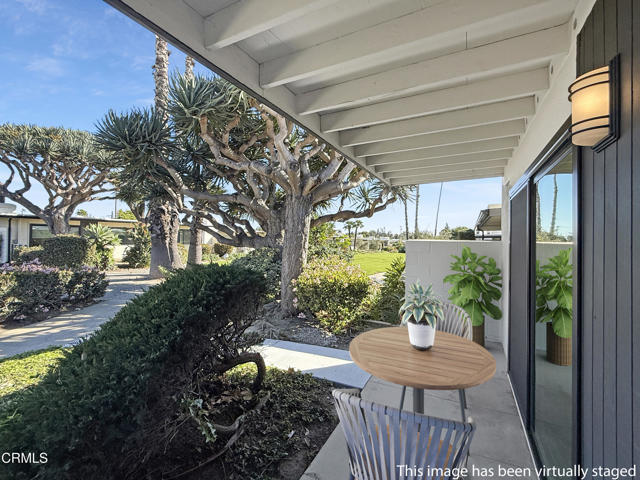 Building Photo - 61 Redwood Ave