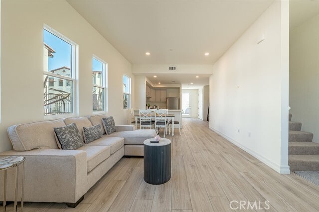 Building Photo - 160 N New Ave