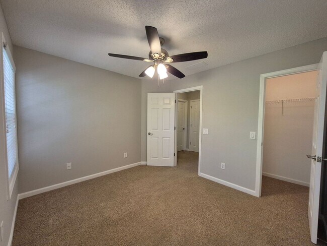 Building Photo - Bright and Spacious 3BR/2.5BA Townhome in Prime Lawrenceville Location