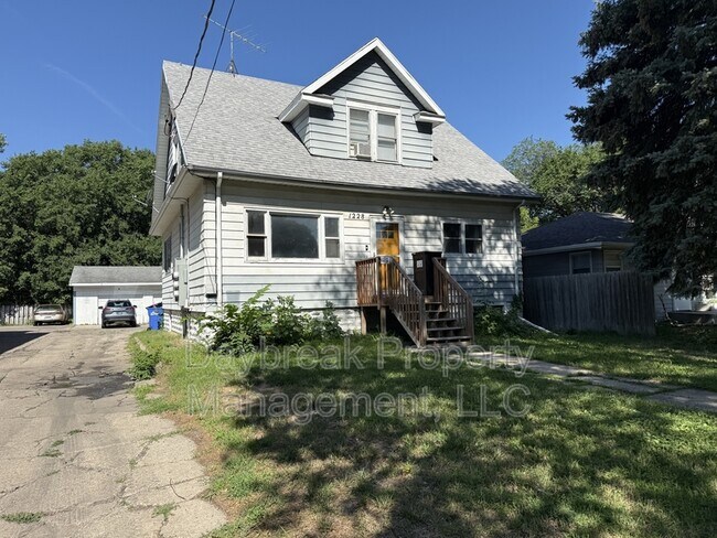 Building Photo - 1228 10th St N