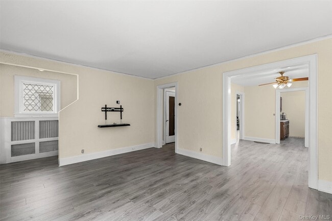 Building Photo - 508 River Ave