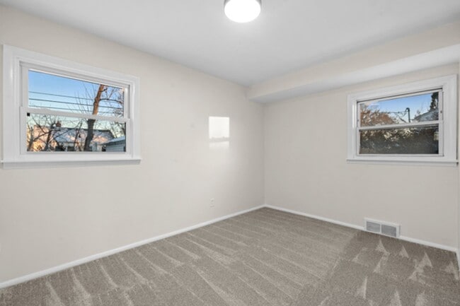 Building Photo - 28232 Edward St