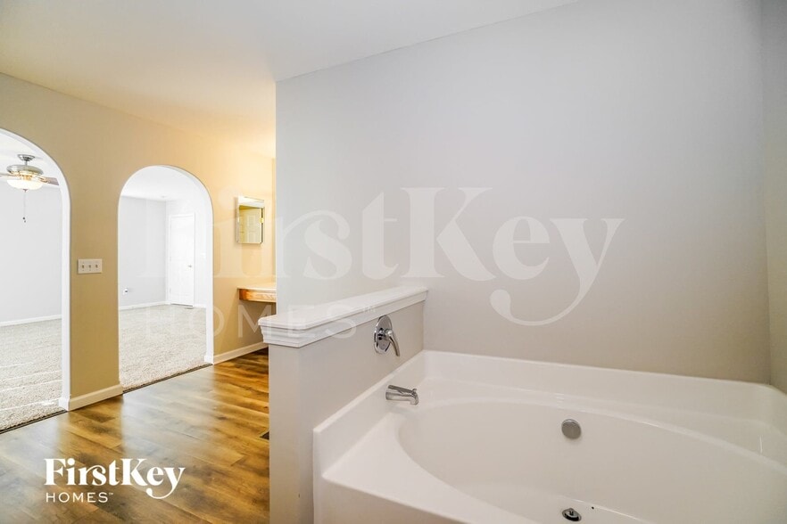 Building Photo - 1070 Goldeneye Dr