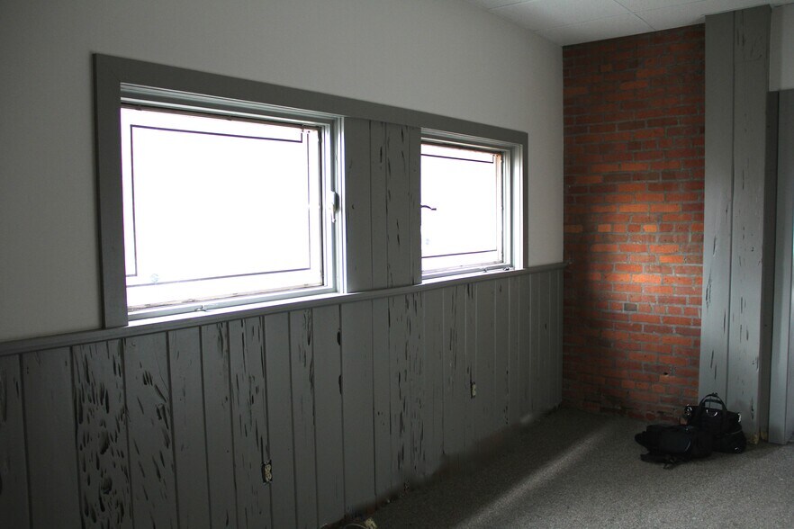 Building Photo - 303 E Livingston Ave