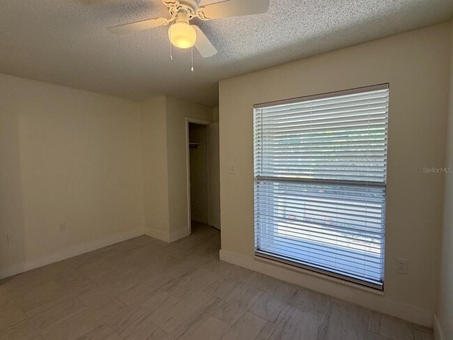 Building Photo - 2711 Willow Run