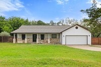 Building Photo - 1301 S Quinlan Park Rd