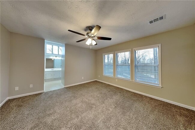 Building Photo - 4440 Coventry Ct