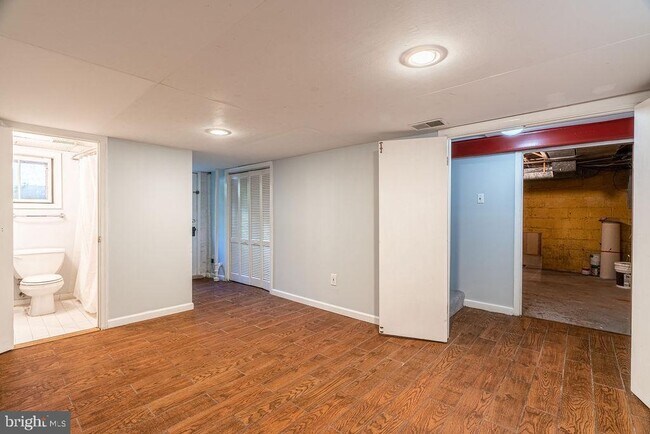 Building Photo - 4505 Conifer Ln