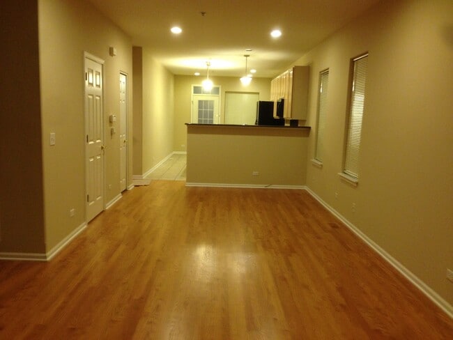 Building Photo - 8217 Lincoln Ave