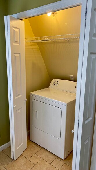 Washer & Dryer in kitchen - 2223 Noble St