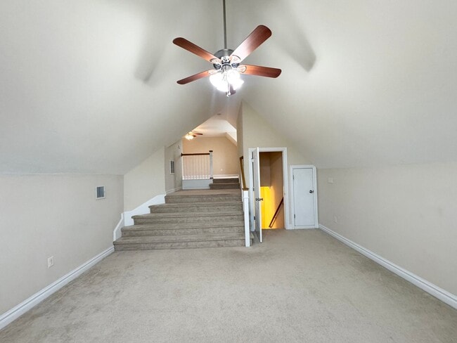 Building Photo - 125 Tulip Tree Dr