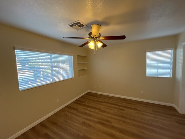 Building Photo - Encounter the ultimate luxury living experience with this 4-bedroom, 2197 sq ft house