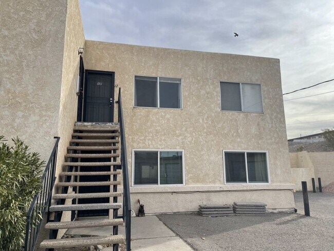 Building Photo - One bedroom one bath condo with garage, $1,050 rent