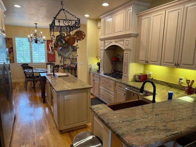 Building Photo - Truly unique and one of a kind Baker Reservoir home. Price Reduced! 3-Month Lease Option Available!