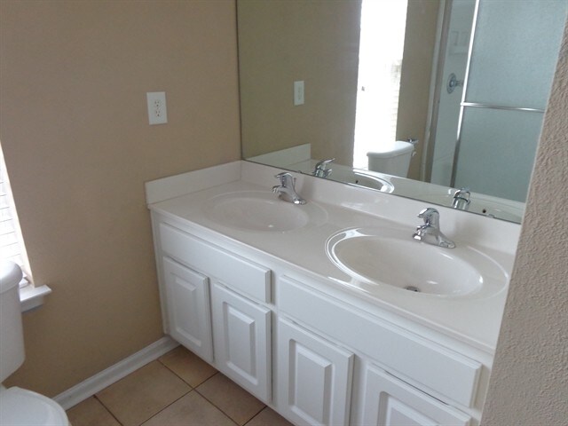 Building Photo - 9227 Ducati Ln