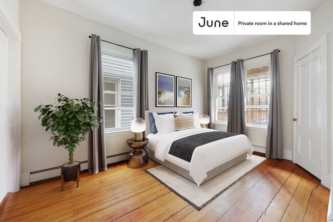 Building Photo - 71 School St