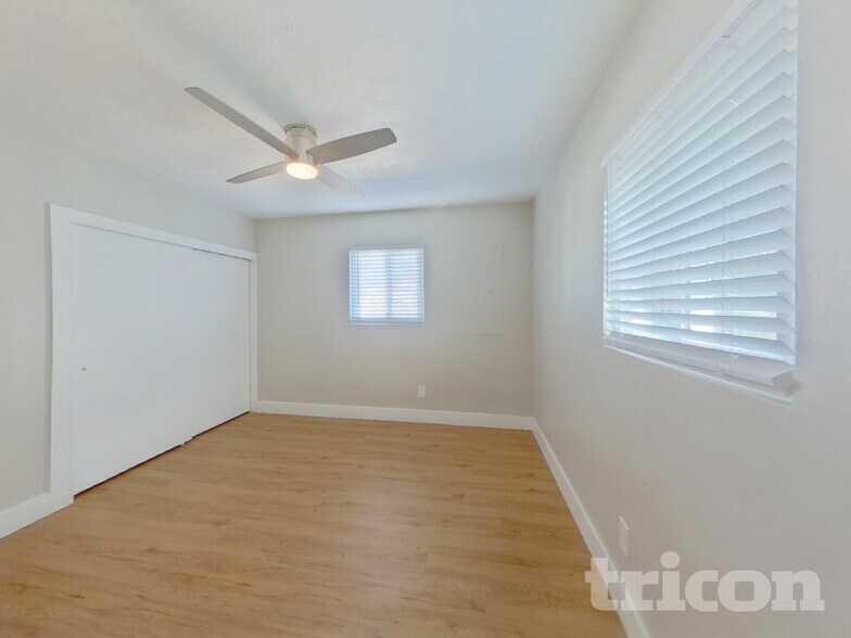 Building Photo - 7217 11th Ave N