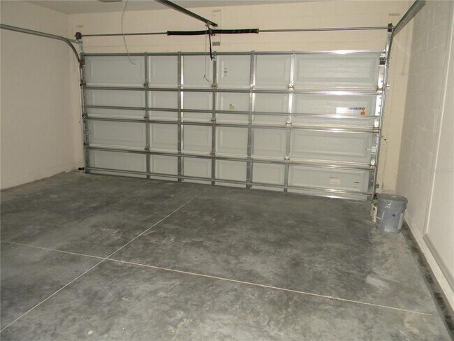 Building Photo - 34274 Jasper Stone Dr