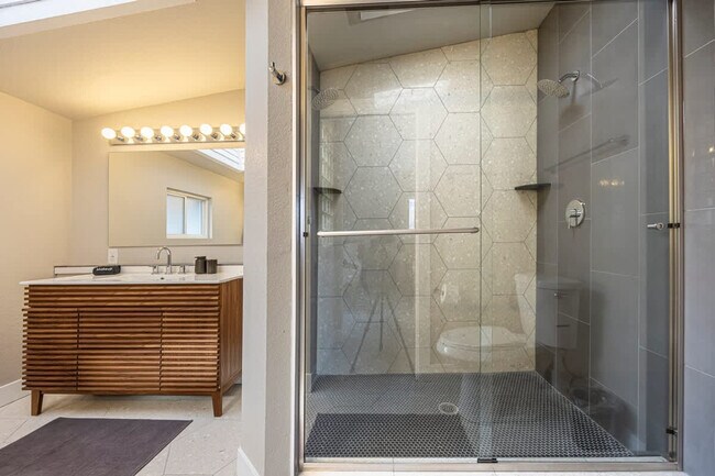 Building Photo - 12080 W 32nd Dr