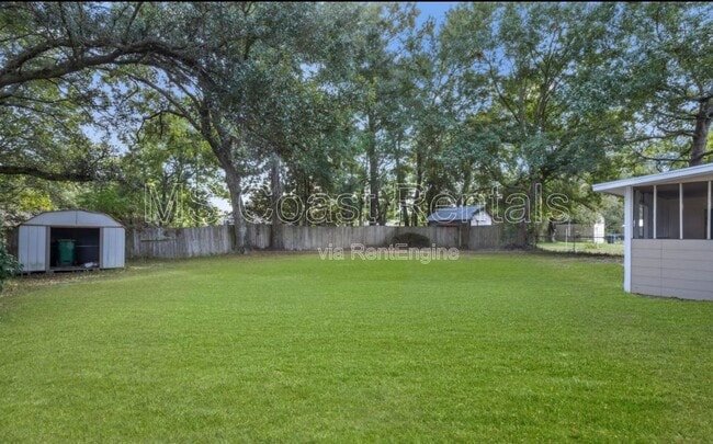 Building Photo - 7520 Marathon Dr