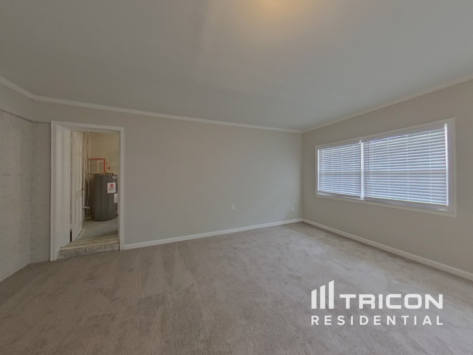 Building Photo - 340 Lynhurst Dr SW