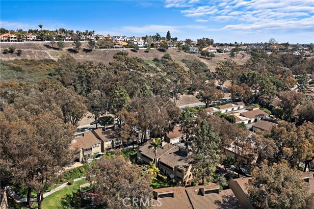 Building Photo - 31287 E Nine Dr