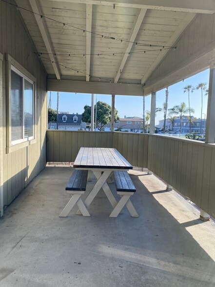 Building Photo - 202 David Dr