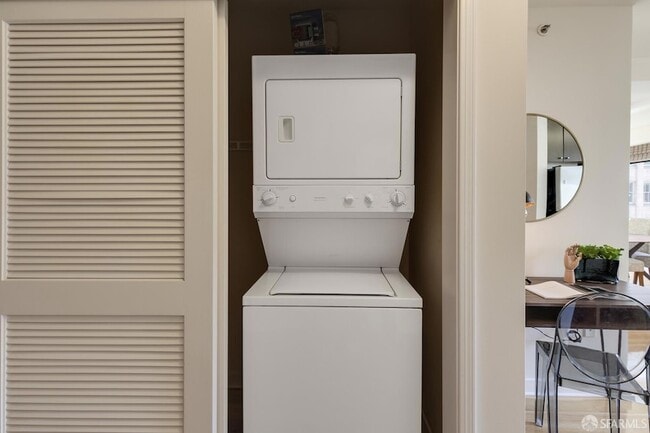 Building Photo - 199 New Montgomery St