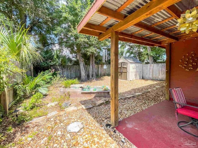 Building Photo - 3300 N Sugartree St