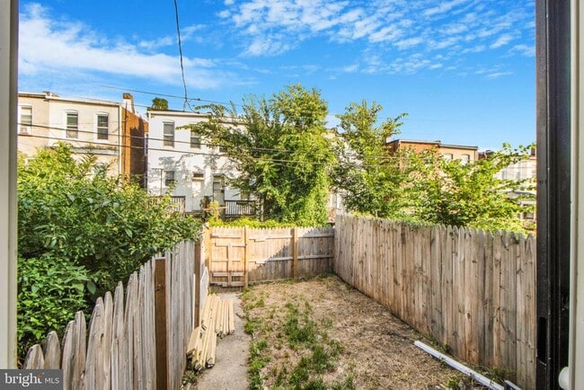 Building Photo - 2231 Orem Ave