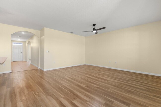 Building Photo - 13911 Smiling Daisy Pl