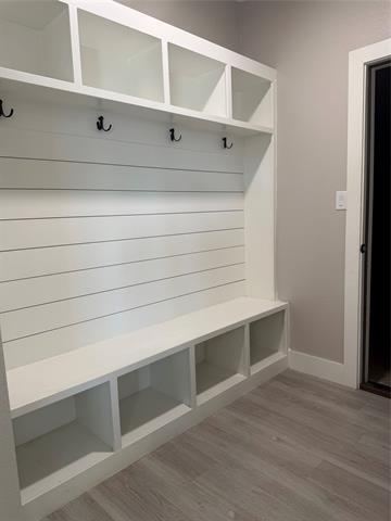 Building Photo - 142 County Rd