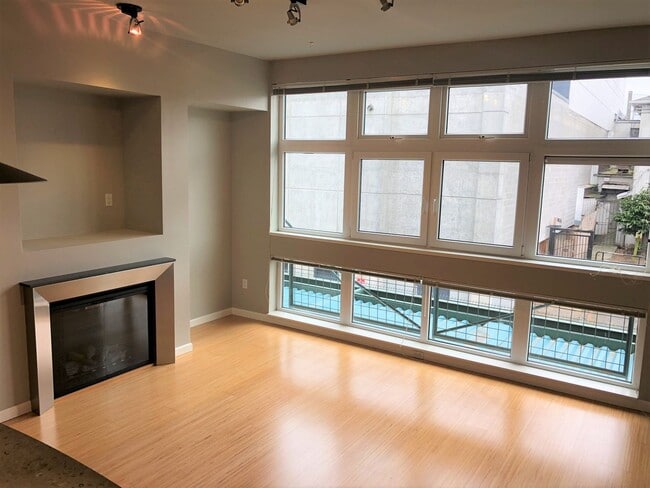 Building Photo - 1Bd/1Ba Seattle Condo
