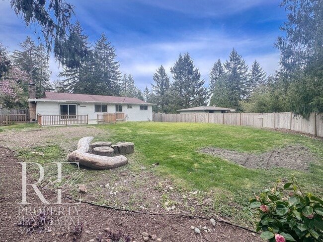 Building Photo - Bright & Spacious Single-Level Home with Dual Living Areas